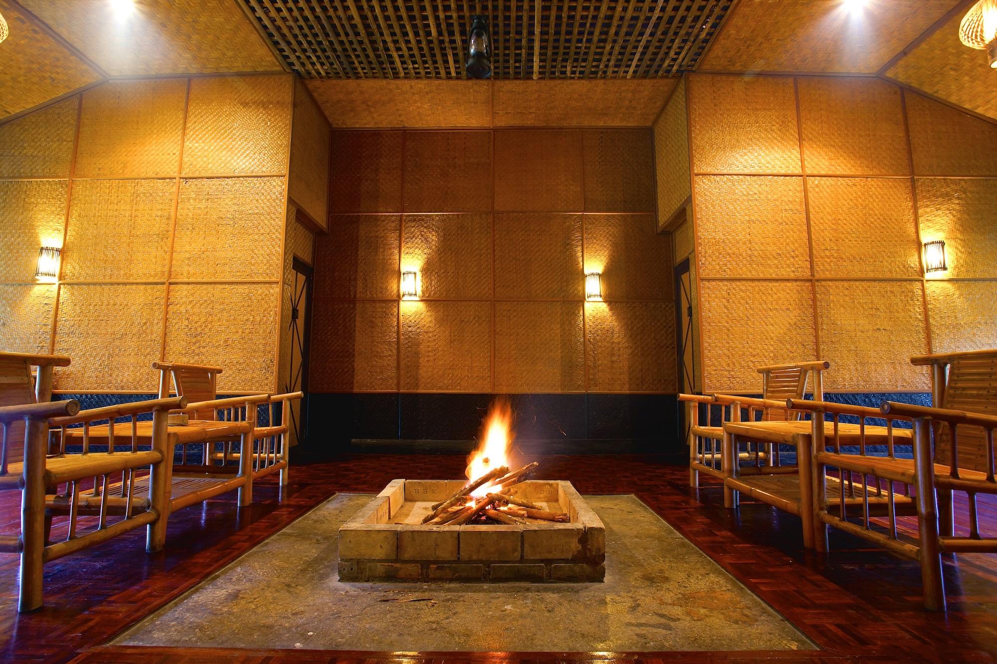 Hmong Hilltribe Lodge Мае Рим Екстериор снимка