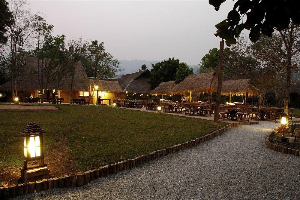 Hmong Hilltribe Lodge Мае Рим Екстериор снимка