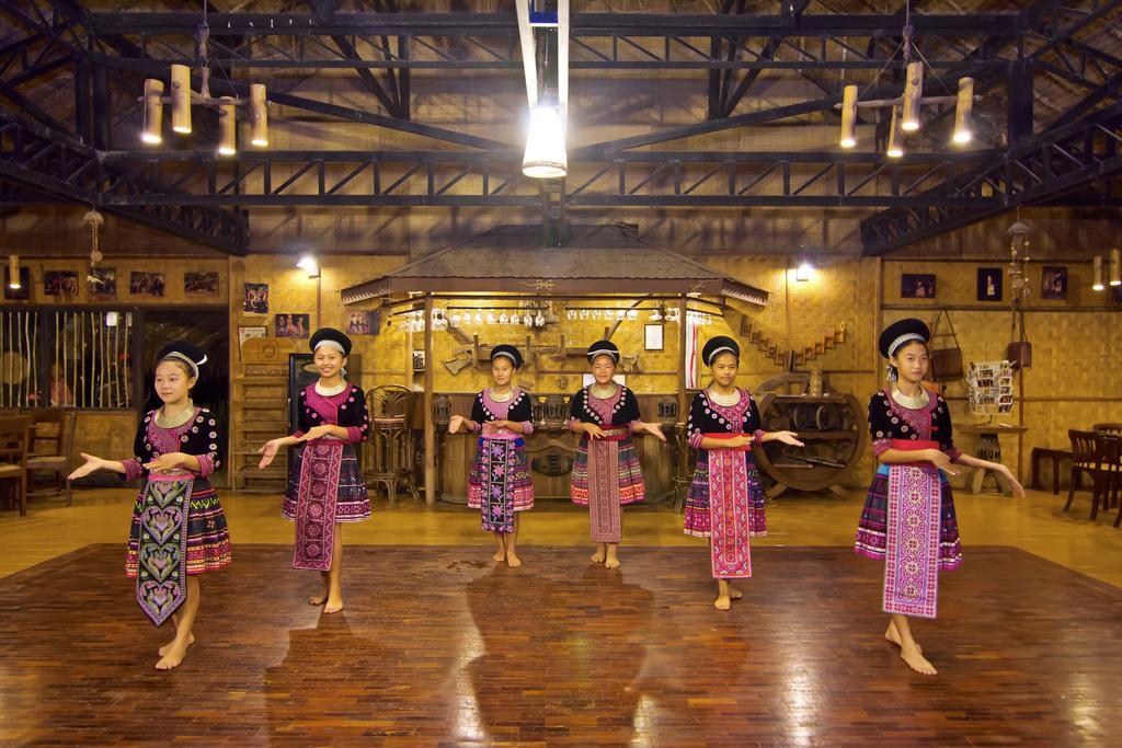 Hmong Hilltribe Lodge Мае Рим Екстериор снимка