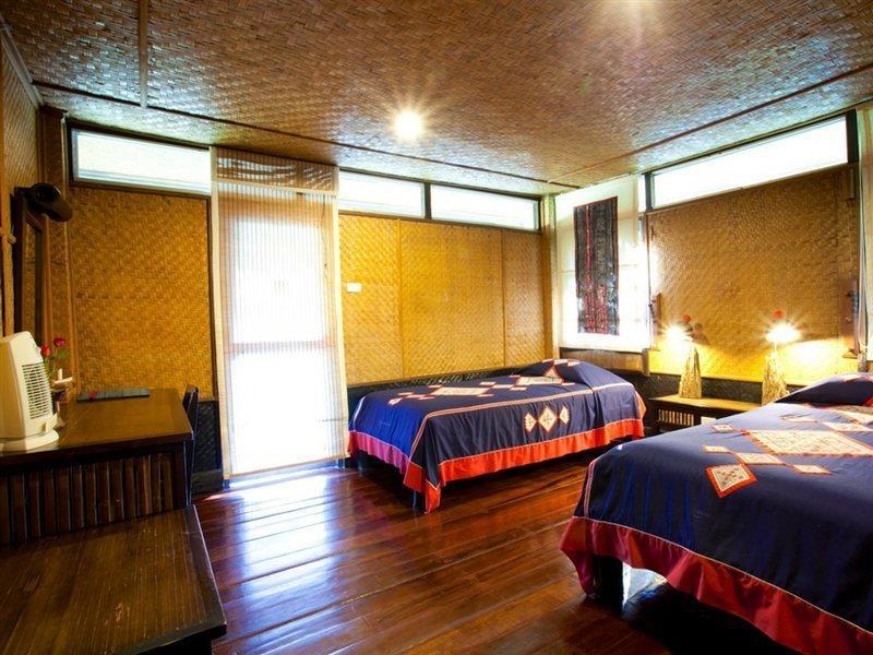 Hmong Hilltribe Lodge Мае Рим Екстериор снимка