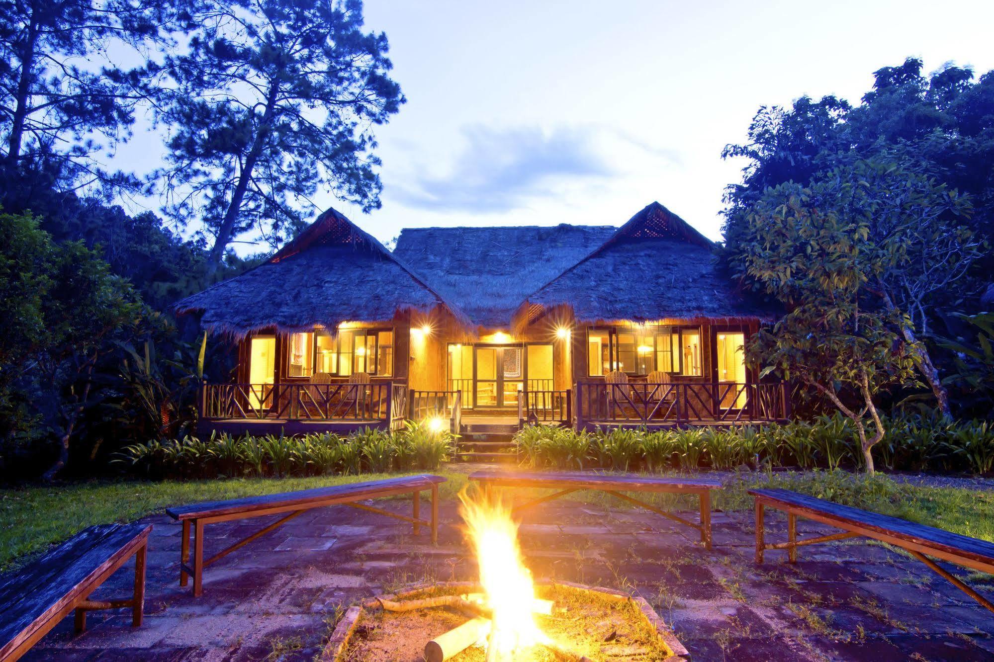 Hmong Hilltribe Lodge Мае Рим Екстериор снимка
